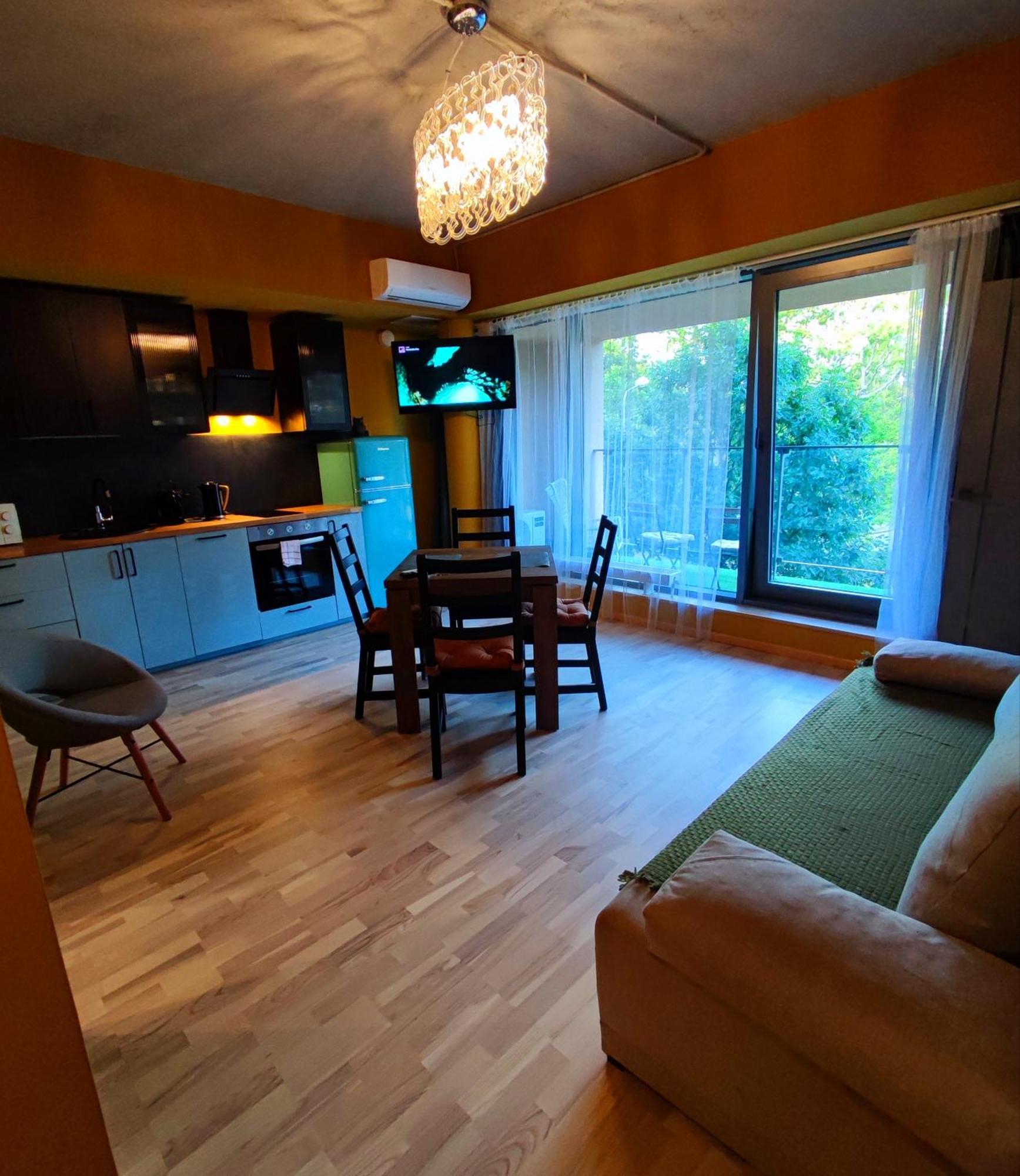 Saules Club Apart Hotel Saulkrasti Quarto foto
